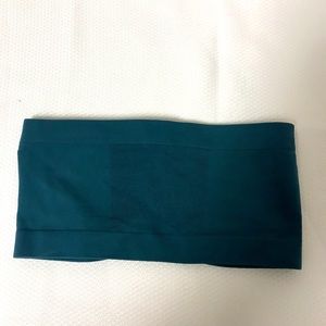 Green strapless bandeau bra